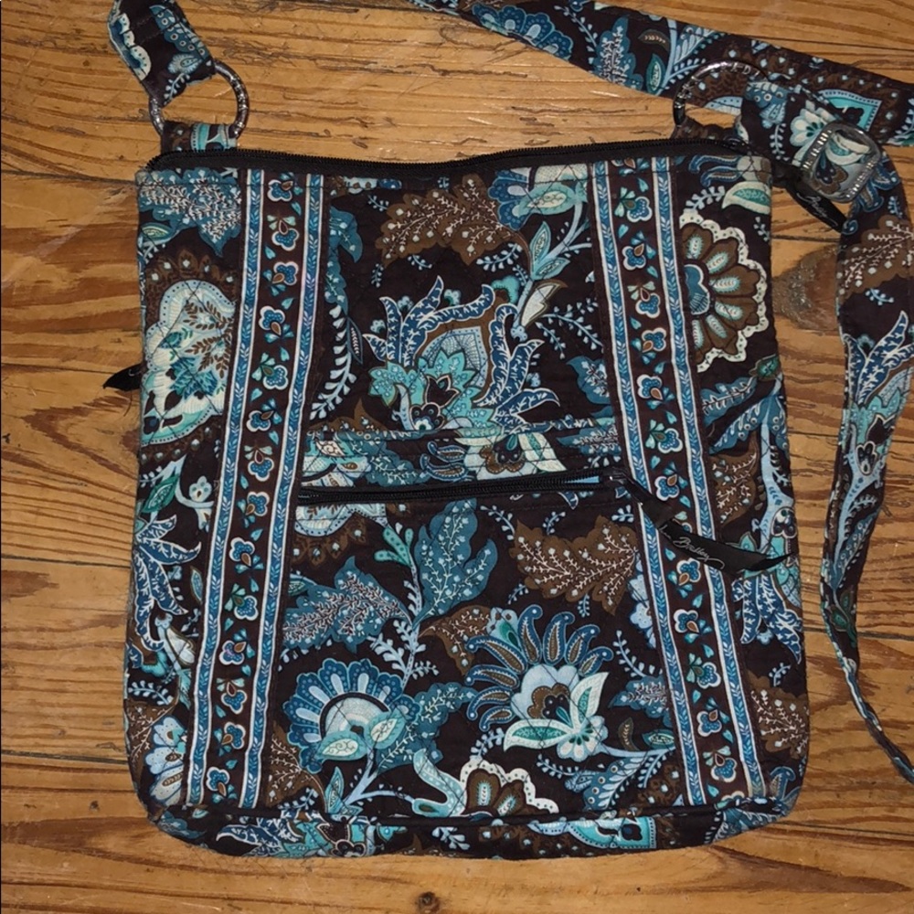 Vera Bradley Crossbody Hipster ✨
